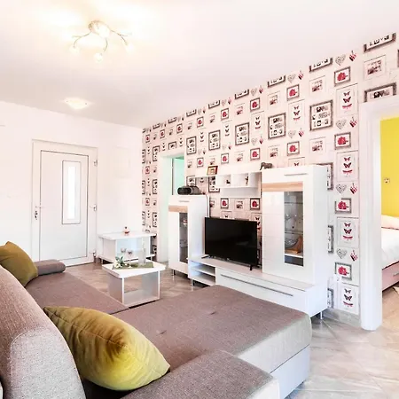 Апартаменты Gabrijela *